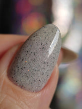 Load image into Gallery viewer, Pepper Polish - Carrara