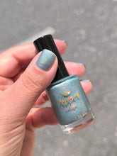 Load image into Gallery viewer, Pepper Polish - Ocean Whisper