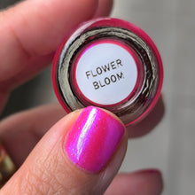 Load image into Gallery viewer, Pepper Polish - Flower Bloom
