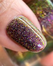 Load image into Gallery viewer, Penélope Luz - Go Go Gold