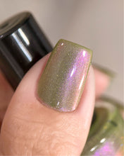 Load image into Gallery viewer, Penélope Luz - Groovy Green