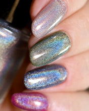 Load image into Gallery viewer, PRE ORDER - Penélope Luz - Holo Wonder