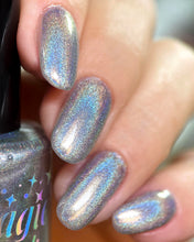 Load image into Gallery viewer, PRE ORDER - Penélope Luz - Holo Wonder