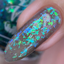 Load image into Gallery viewer, Moss Opal