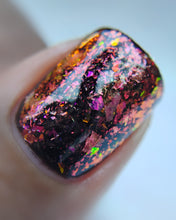 Load image into Gallery viewer, Water Opal