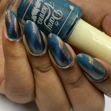 Load image into Gallery viewer, Melted Witch