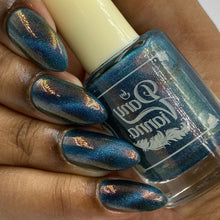 Load image into Gallery viewer, Melted Witch