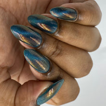 Load image into Gallery viewer, Melted Witch