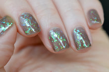 Load image into Gallery viewer, Moss Opal
