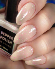 Load image into Gallery viewer, Pepper Polish - Sem Fantasia (No Costume)