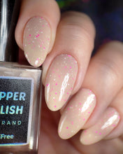 Load image into Gallery viewer, Pepper Polish - Sem Fantasia (No Costume)