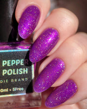Load image into Gallery viewer, Pepper Polish - Vou de Bruxa (Going as a Witch)