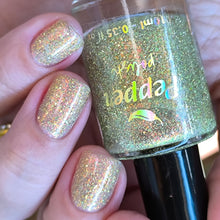 Load image into Gallery viewer, PRE ORDER - Pepper Polish - Golden Wish