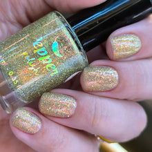 Load image into Gallery viewer, PRE ORDER - Pepper Polish - Golden Wish