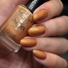 Load image into Gallery viewer, PRE ORDER - Indie by Patty Lopes with Pepper - Mico Leão Dourado