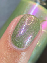 Load image into Gallery viewer, Penélope Luz - Groovy Green