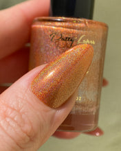 Load image into Gallery viewer, PRE ORDER - Indie by Patty Lopes with Pepper - Mico Leão Dourado