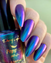 Load image into Gallery viewer, PRE ORDER - Indie by Patty Lopes with Pepper - Beija-flor Tesoura