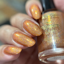 Load image into Gallery viewer, PRE ORDER - Indie by Patty Lopes with Pepper - Mico Leão Dourado