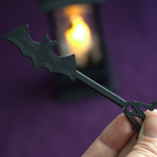 Load image into Gallery viewer, Whatcha - Bat Wand Cat Eye