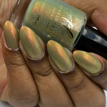 Load image into Gallery viewer, Penélope Luz - Lucky Clover