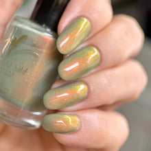 Load image into Gallery viewer, Penélope Luz - Lucky Clover