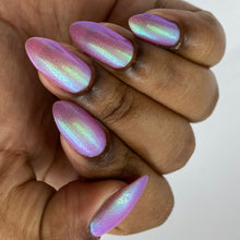 Load image into Gallery viewer, Penélope Luz - Macaron