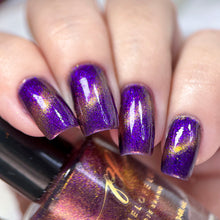 Load image into Gallery viewer, PRE ORDER - Penélope Luz - Unique Nails