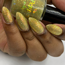 Load image into Gallery viewer, PRE ORDER - Pepper Polish - Golden Wish