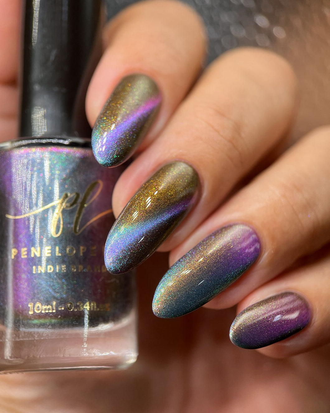Penélope Luz - Liberty Lights